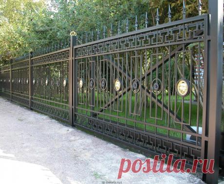 Заборы и ограждения в Брянске | Купить металлический забор для дома - «Из металла»