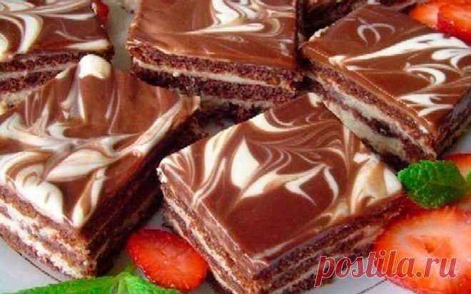 Пирожное «День-Ночь»   Идеальное лакомство для тех, кто любит себя вкусненько побаловать. Его готовить достаточно легко, да и вкус Вас не разочарует…