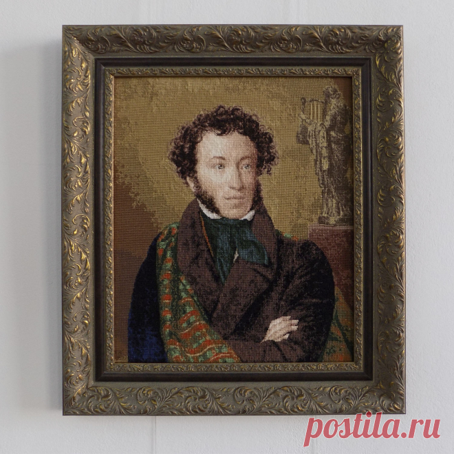Портрет поэта А.С.Пушкина 1827г. по мотивам картины Ореста Кипренского и оригинальному набору Золотое руно МК-045 (дизайн Анны Петуновой).
Окно вышивки: 29 х 35 см; размер в раме: 42 х 48 см, оформление: багет-пластик премиум-класса серии Bella Cornice, стекло музейное; исполнение: б/м "Золотой багет" Оксаны Юровой, г. Пятигорск