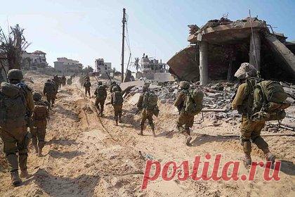 Израиль взял под контроль военный лагерь ХАМАС в секторе Газа. Сухопутные войска Армии обороны Израиля (ЦАХАЛ) взяли под контроль военный лагерь ХАМАС в секторе Газа. Пресс-служба армии страны сообщила, что на территории комплекса расположены наблюдательные посты и площадки для тренировок боевиков. Кроме того, атакам подверглись подземные террористические туннели.