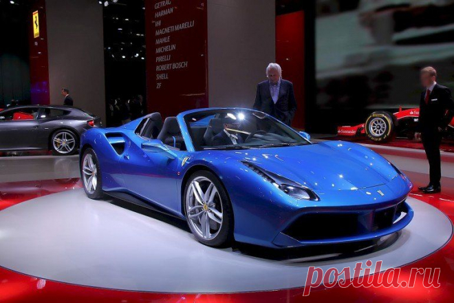 Родстер Ferrari 488 Spider открывает турбоэпоху — сайт За рулем www.zr.ru
