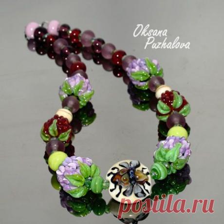 Украшения, выплавленные из стекла. Мастер Оксана Пужалова