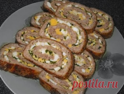 Мясной рулет с начинкой