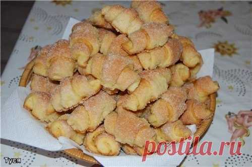 На десерт: сахарные рогалики
