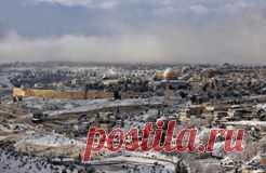 (8) Facebook