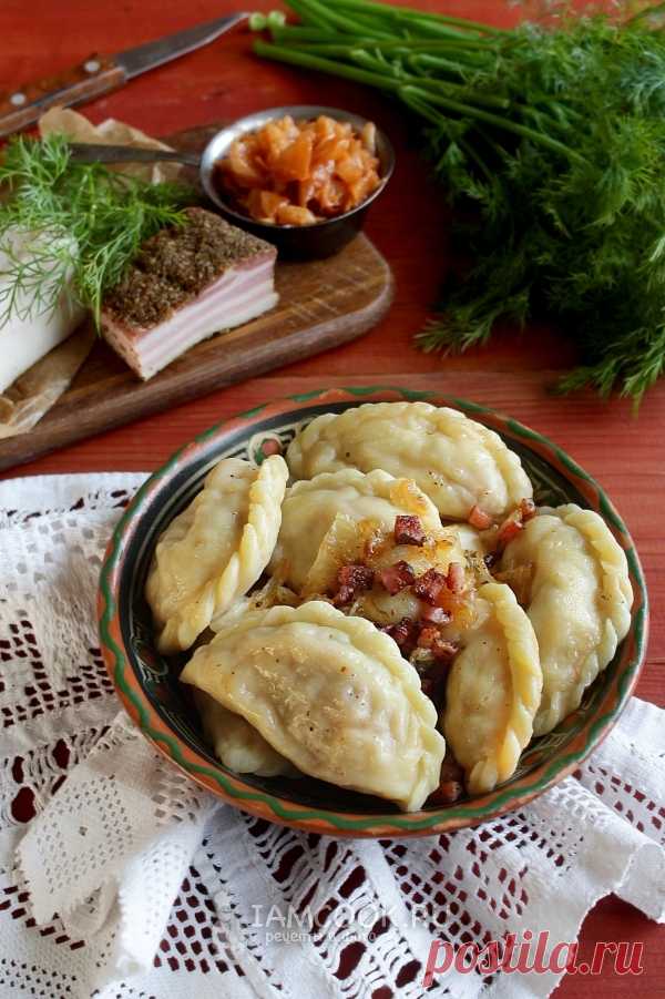 Вареники с квашеной капустой и салом
