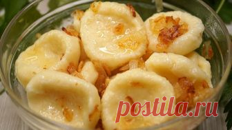 Ленивые вареники с картошкой: постные блюда тоже могут быть вкусными Вкусное и быстрое в приготовлении блюдо — постные ленивые вареники с картошкой — рекомендую приготовить всем, кто соблюдает пост. Сама готовлю их часто и с удовольствием: простые продукты...