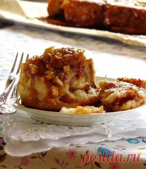 Как приготовить cinnamon rolls с карамелью и яблоком - рецепт, ингридиенты и фотографии