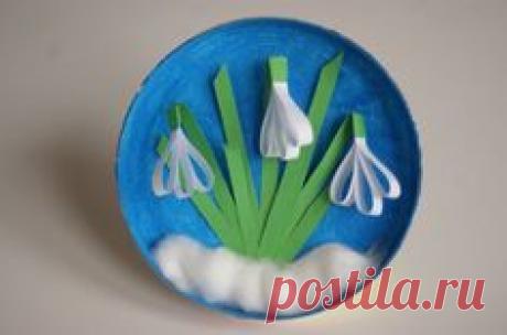 Przebiśniegi z paseczków papieru przestrzenna praca plastyczna dla dzieci  Snowdrops with strips of paper- craft for children