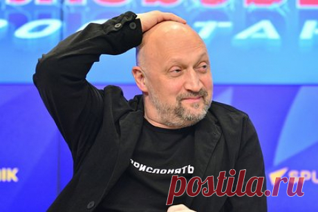 Гоша Куценко пожаловался на «развращенный» вкус зрителей. Российский актер Гоша Куценко пожаловался на то, что стало сложно создавать «пристойные» сценарии, так как вкус кинозрителей стал более «развращенным». 55-летний актер отметил, что зрителей не всегда удается рассмешить юмористическими картинами, используя лишь «чистые приемы».