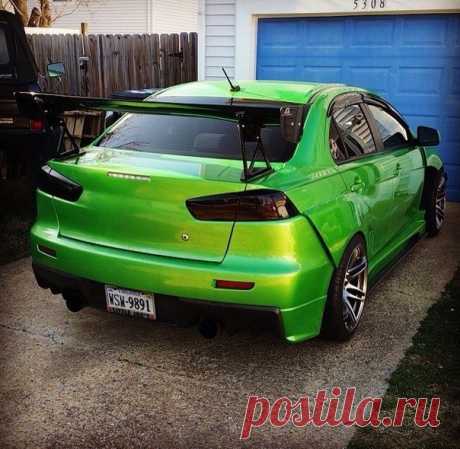 Mitsubishi Lancer Evolution X
