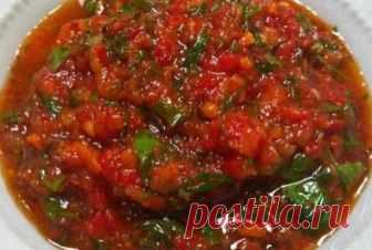 Подружка армянка поделилась рецептом «духозахватывающей» армянской аджики на зиму