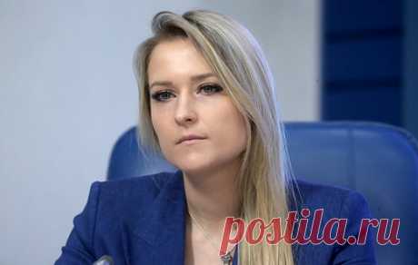 Минпросвещения не давало указаний о проверке бомбоубежищ в школах в Москве. Первый замглавы комитета Госдумы по просвещению Яна Лантратова назвала распространяемую информацию попытками дестабилизировать ситуацию в стране через информационные каналы