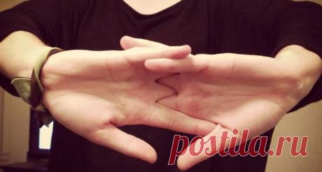 Зачем мы хрустим пальцами и опасно ли это?