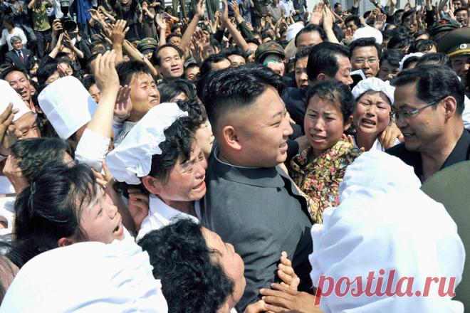 Как любят своего вождя счастливые до безобразия жители Северной Кореи