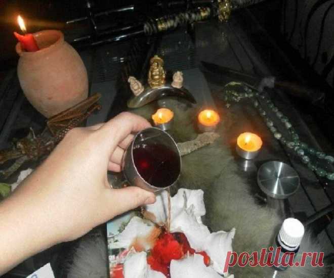 Как провести гадание на порчу? Самостоятельное гадание на определение порчи. Как определить порчу по раскладу на таро 100% Гадания и предсказания, Порчи и сглазы Когда человека преследуют неприятности: проблемы на работе, болезни, семейные неурядицы, рано или поздно он задается вопросом «а не лежит ли на мне