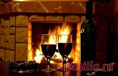 Рано или поздно поймешь, что заменить былое не в силах, да и не нужно этого делать. Лучше снять с себя старую одежду, какой бы любимой она ни была, и облачиться в новую. Пусть это будет желтая рубашка – как раз вчера зашла в магазин, купила себе такую. Желтую, как солнечный день.