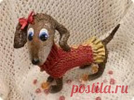 Таксочка (МК) Очень давно я мечтала о такой собачке! Руки мои наконец-то дошли и у меня сотворилось вот такое милое создание. Решила и вам показать процесс её создания.