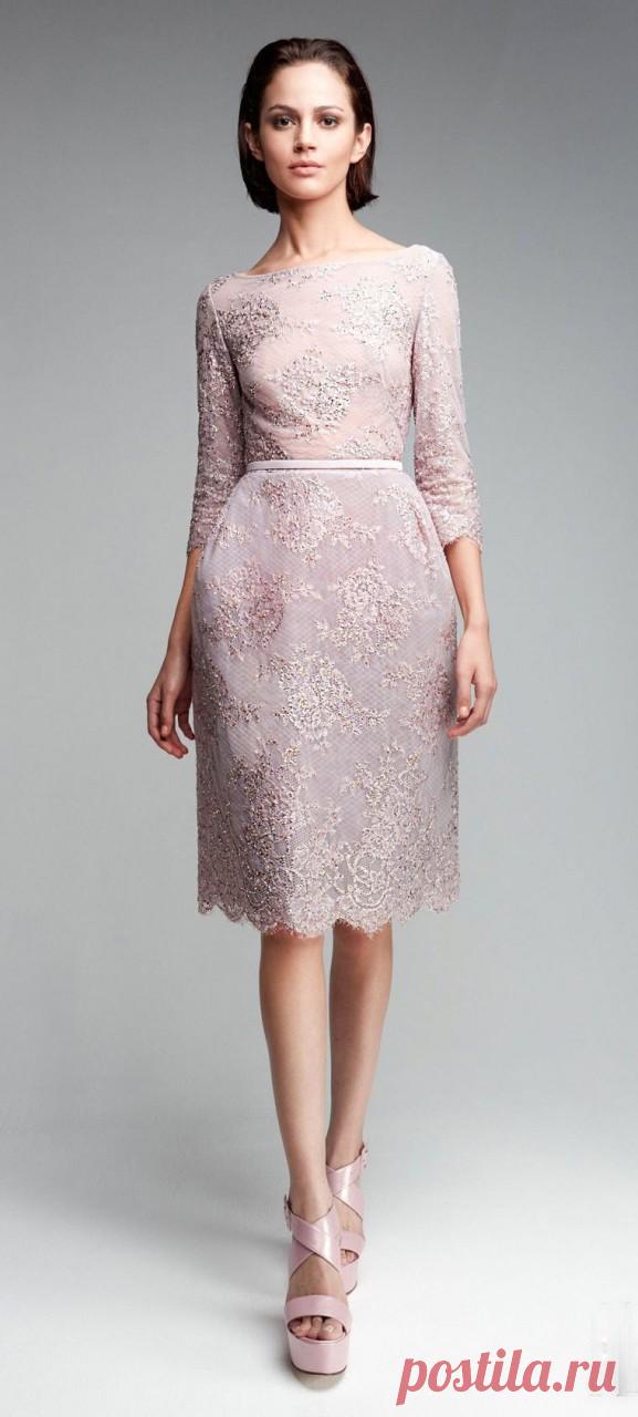 Подборка интересных нарядов из коллекций «ready to wear» от Ральфа Лорена, Роберто Кавалли и Эли Сааба