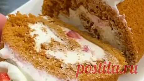 Рулет медовый с кремом