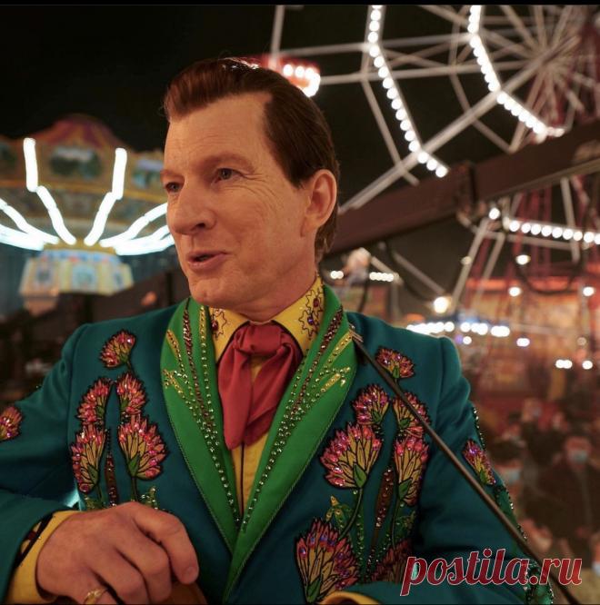 Дэвид Уэнэм