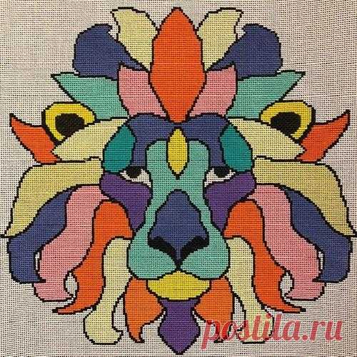 Colorful Lion | Needlepoint.Com
