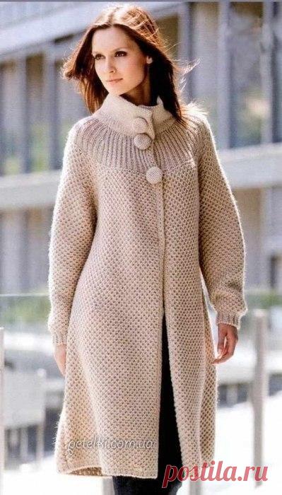 ​Классическое пальто бежевого цвета спицами Классика всегда в моде. Предлагаю вам связать такое замечательное пальто, которое всегда будет актуально и тепло.