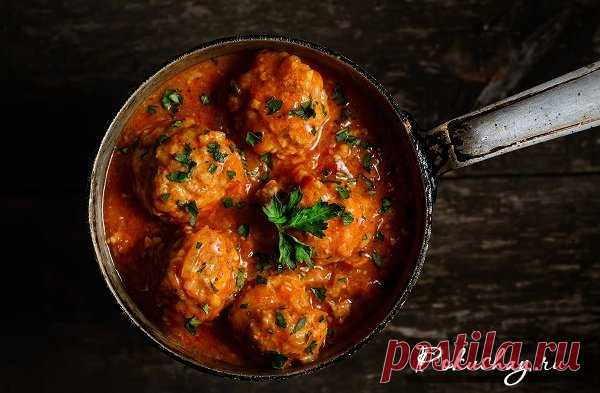 Невероятно вкусные ежики с подливкой на сковороде по простому рецепту Как приготовить невероятно вкусные ежики с подливкой на сковороде? Простой пошаговый рецепт приготовления неимоверно вкусных ежиков с подливкой на сковороде с фото и видео.