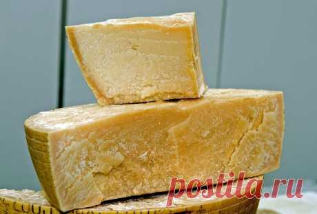 Топ-10 вкуснейших сыров в мире, которые нужно попробовать: