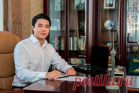 Как 24-летний казахстанец оказался в журнале Forbes? 

Речь пойдет о молодом миллионере и бизнесмене Марате Абиеве. Я с большим интересом читаю о нем и его достижениях в интернете. Молодой, амбициозный парень добился очень многого в свои 24 года.