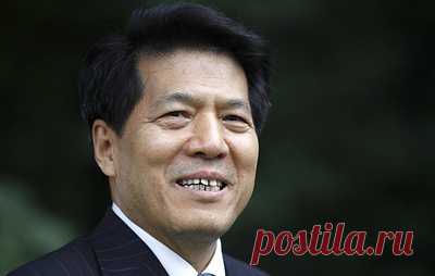 Источник назвал вероятную дату визита спецпредставителя КНР Ли Хуэя в Россию. Ожидается, что дипломат приедет в РФ 26 мая