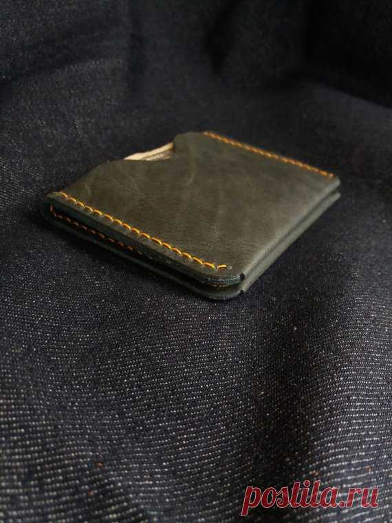 Men's Wallet Men's Leather Personalized Wallet Engraved Mens Wallet Slim Mens Wallet Minimalist Wallet  Father's day gift  Mens gift 21 A good-looking mens wallet can complement your entire look. This slim leather wallet will complement any style and will be a great addition to your collection. These teasing definitive wallets will complete your outfits with stylish sparkle and will perfectly fit your elegant style as a accessory.