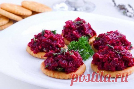 Закуска из свеклы на крекерах — Дачный участок