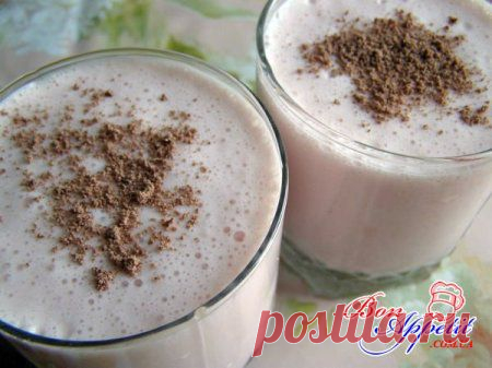 Молочно-банановый коктейль с шоколадом » BonAppetit.com.ua - Коллекция кулинарных рецептов с фотографиями и советами по приготовлению