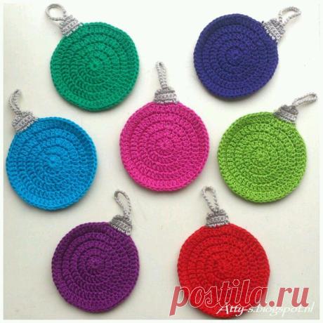 Вязанные новогодние игрушки