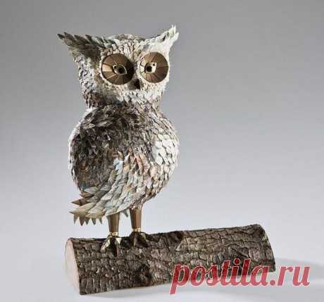 Великолепные птицы ручной сборки Создание скульптур из бумаги достаточно трудоёмкий процесс в силу специфики материала. Ведь бумага достаточно хрупка, поэтому тем более поразительны бумажные скульптуры птиц, которые создают Julie Wil...