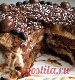Торт без выпечки: с бананами и пряниками