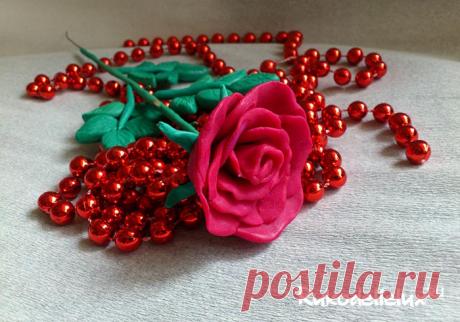 Здесь представлены уникальные мастер-классы как сделать розу из пластилина поэтапно своими руками с фото и видео, как слепить чайную розу из пластилина пошагово.