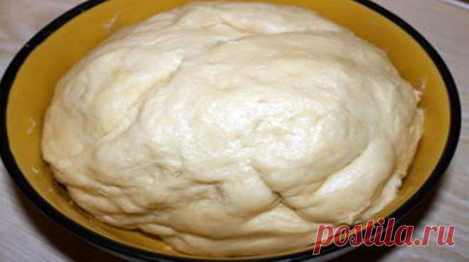 вкусное тесто на майонезе. ПОДХОДИТ ДЛЯ ЛЮБОЙ ВЫПЕЧКИ. Результат вас удивит! Сохраните рецепт, чтобы не потерять! Может я не самая лучшая хозяйка, но я люблю печь, а вот долгие замесы теста признаюсь как-то не очень. А это тесто универсальное и очень быстрое
