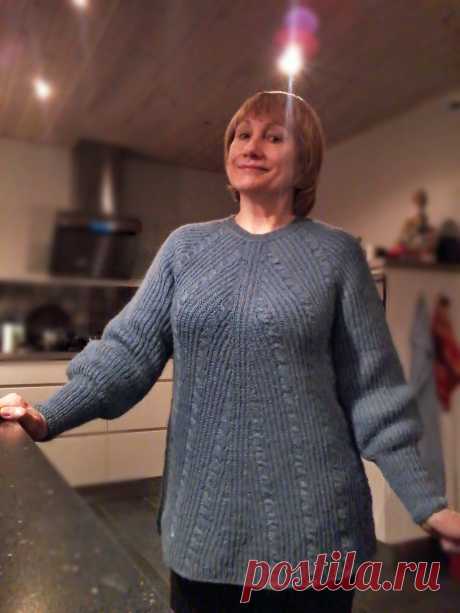 Тёплый пуловер полупатентной резинкой | Вязание для женщин спицами. Схемы вязания спицами Очень понравилась увиденная однажды комбинация реглана, кос и полупатентной резинки. Для пробного экземпляра взяла&nbsp;Пехорку, пряжа Деревенская классическая, 100% шерсть, 250м/100г. Слово "полугрубая" в названии пряжи меня не насторожило, вязалась шерсть хорошо, если не считать летящих...