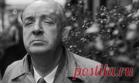 Как создавались великие книги? Как Набоков писал «Лолиту»? Где творила Агата Кристи? Какой режим дня был у Хемингуэя? Эти и другие подробности творческого процесса знаменитых авторов — в нашем выпуске.