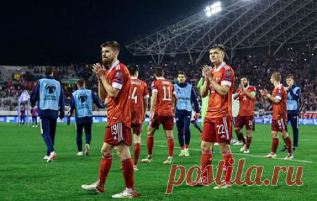 УЕФА рекомендовал проигравшим в стыковых матчах командам провести товарищеский матч. Сборная России в полуфинале раунда плей-офф отборочного турнира на чемпионат мира сыграет с командой Польши