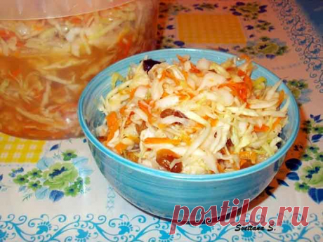 Как приготовить вкусный и полезный салат с капустой Целая трехлитровая банка витаминов, микроэлементов и вкусного салата для очищения пищеварительной системы! Обязательно приготовьте эту полезную и невероятную закуску!