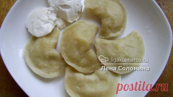 Вареники с картофелем рецепт пошаговый от Лиги Кулинаров. Рецепт вареников с картофелем, рецепты Лиги Кулинаров.