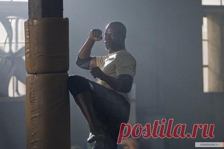 Нельзя сломать того, кто ломает себя из / Воркаут как образ жизни