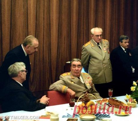 Семь загадок покушения на Брежнева (видео) / Назад в СССР / Back in USSR