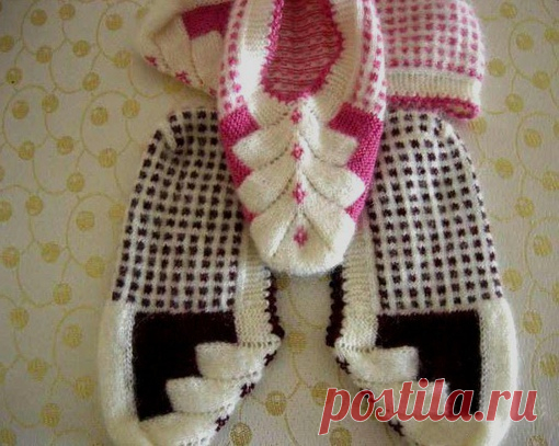 Двухцветные следки с узором 