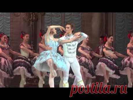 Выпускной АРБ в Кремле 2018 Пахита Э.Севенард -Д. Родькин (часть 1)