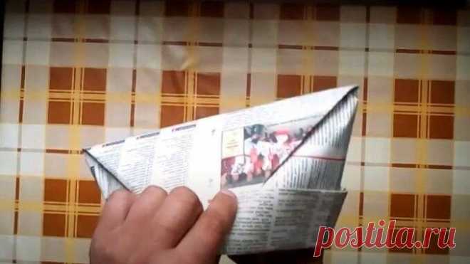 Раньше выбрасывала газеты пока не узнала 7 полезных советов (моей бабушки) использовать их для дома Недавно в гостях была моя дорогая бабуля, она увидела, как я сортирую мусор: стекло, пластик, бумага и удивилась, что я выкидываю газеты. 