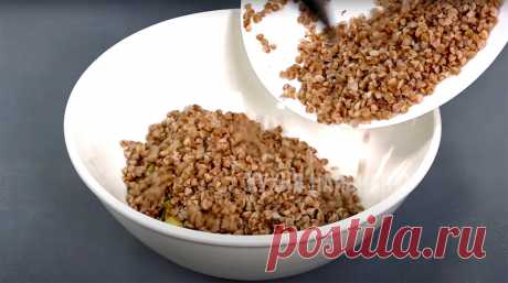 Казалось бы, банальная гречка, но, политая и пропитанная ароматной заправкой, получает совершенно необычный вкус (и просто) | Кухня наизнанку | Яндекс Дзен